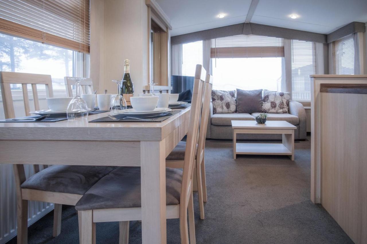 Ty Moselle 12 - 2 Bedroom Holiday Home - אמרות' מראה חיצוני תמונה
